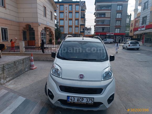 Sahibinden Fiat Fiorino Combi 1.3 Multijet Premio 2018 Model