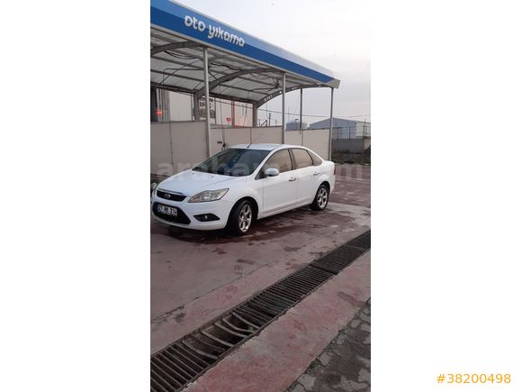 Sahibinden Ford Focus 1.6 TDCi Collection 2011 Model  228.000 km Beyaz
