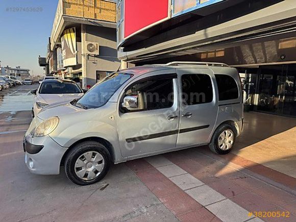 TEMİZ AİLE ARABASI DEĞİŞENSİZ
