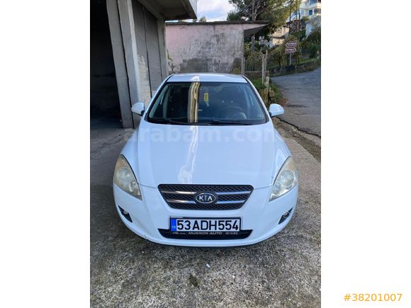Sahibinden Kia Ceed 1.6 CRDi Motion 2008 Model  255.000 km Beyaz