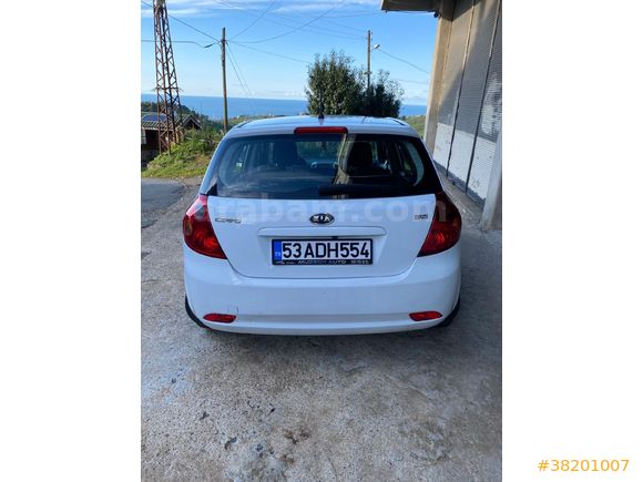Sahibinden Kia Ceed 1.6 CRDi Motion 2008 Model  255.000 km Beyaz