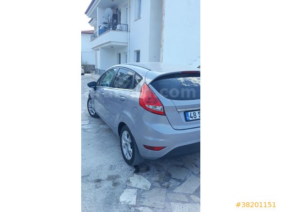 Sahibinden Ford Fiesta 1.4 Titanium 2012 Model