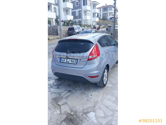 Sahibinden Ford Fiesta 1.4 Titanium 2012 Model