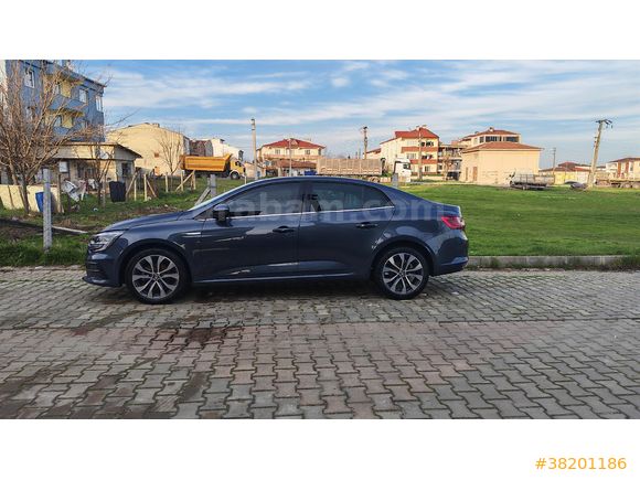 Sahibinden Renault Megane 1.3 TCe Icon 2024 Model