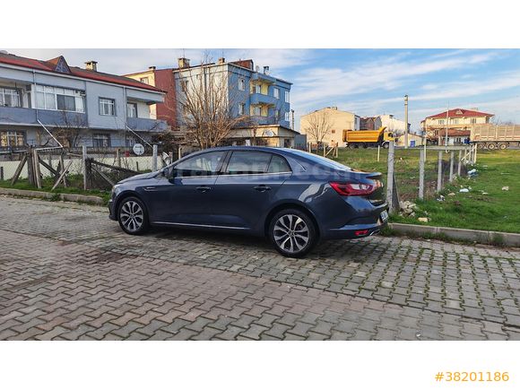 Sahibinden Renault Megane 1.3 TCe Icon 2024 Model