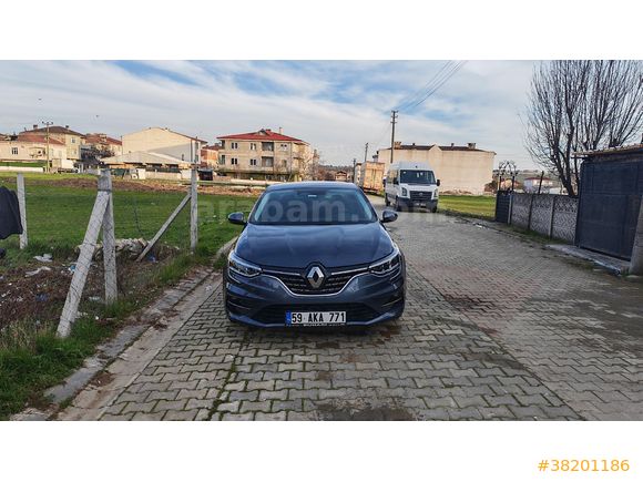 Sahibinden Renault Megane 1.3 TCe Icon 2024 Model