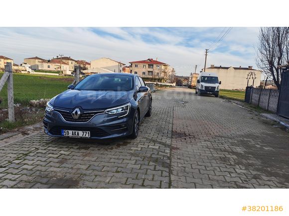 Sahibinden Renault Megane 1.3 TCe Icon 2024 Model