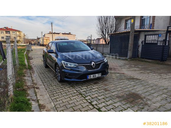 Sahibinden Renault Megane 1.3 TCe Icon 2024 Model