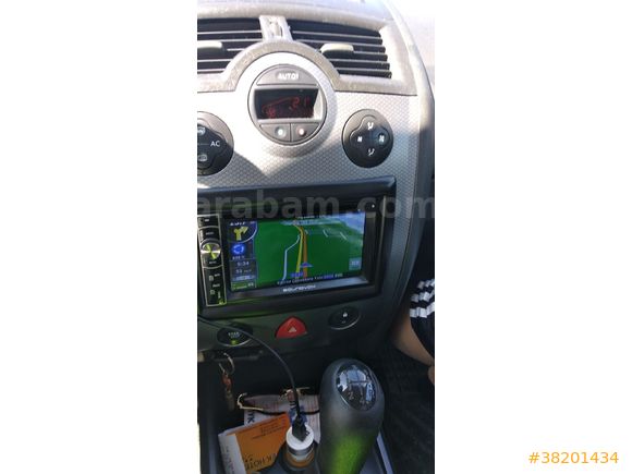 Sahibinden Renault Megane 1.6 Dynamique Muayene 07/04/2028  2004 Model  Yeşil