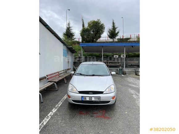 Sahibinden Ford Focus 1.6 Ambiente 2001 Model   Gri