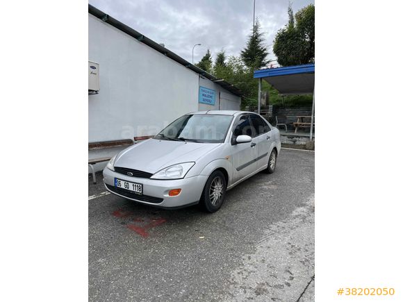 Sahibinden Ford Focus 1.6 Ambiente 2001 Model   Gri