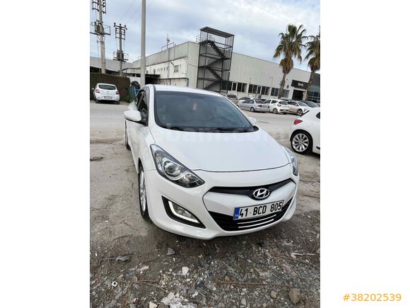 Sahibinden Hyundai i30 1.6 CRDi Style 2012 Model 