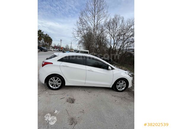 Sahibinden Hyundai i30 1.6 CRDi Style 2012 Model 