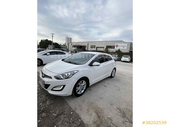 Sahibinden Hyundai i30 1.6 CRDi Style 2012 Model 