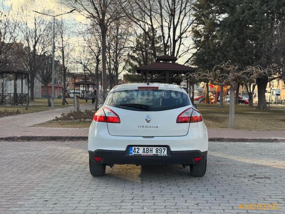 Sahibinden Renault Megane 1.6 Joy 2013 Model