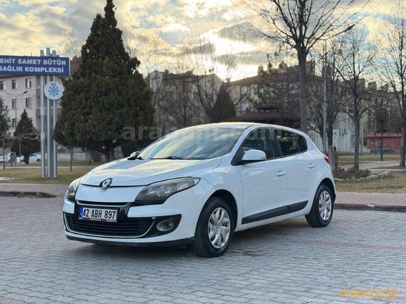 Sahibinden Renault Megane 1.6 Joy 2013 Model