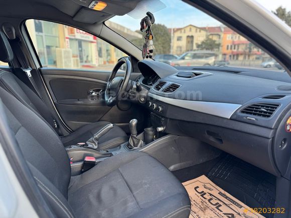 Sahibinden Renault Megane 1.6 Joy 2013 Model