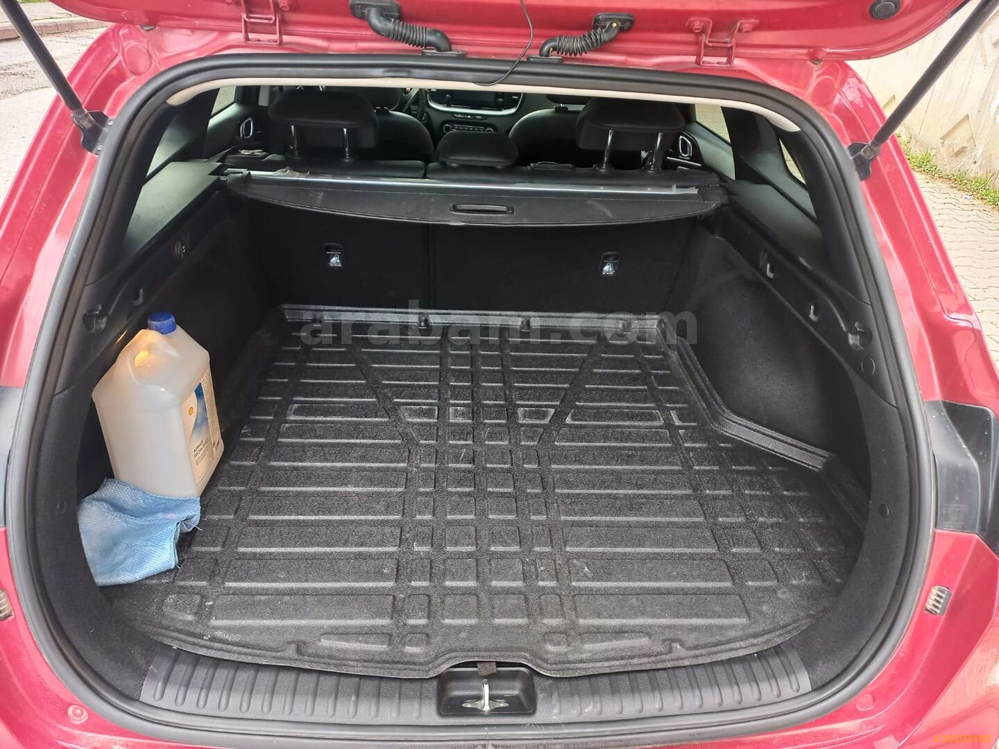 Sahibinden Kia Ceed 1.6 CRDi MHEV Ototmatik Prestige SW 2022 Model 5