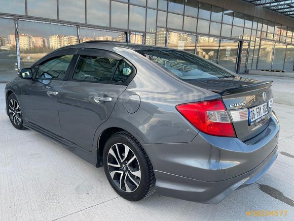 Sahibinden Honda Civic 1.6i VTEC ECO Elegance 2015 Model