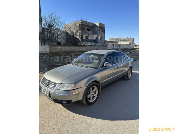 Sahibinden Volkswagen Passat 1.6 Exclusive 2005 Model  270.000 km Gri