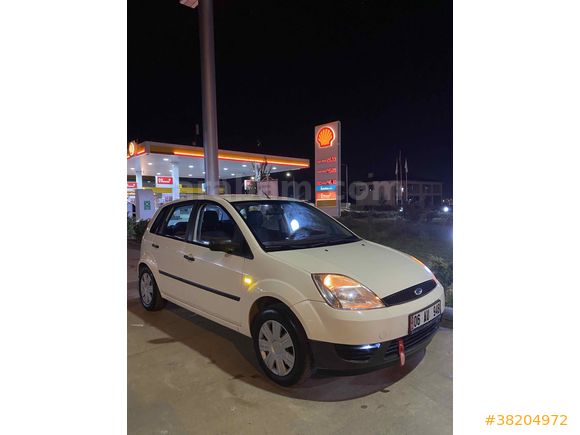 Sahibinden Ford Fiesta 1.4 Comfort 2004 Model  280.000 km Beyaz