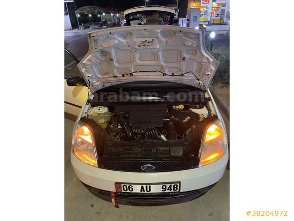 Sahibinden Ford Fiesta 1.4 Comfort 2004 Model  280.000 km Beyaz