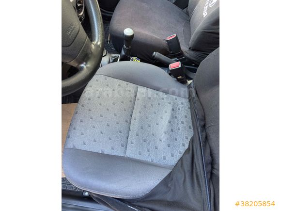 Sahibinden Hyundai Getz 1.3 GLS Model  tertmiz bir arac bakimlari zaminda yapilmis bir aracdir  sanruf klima hepsi aktif calisir durumda 