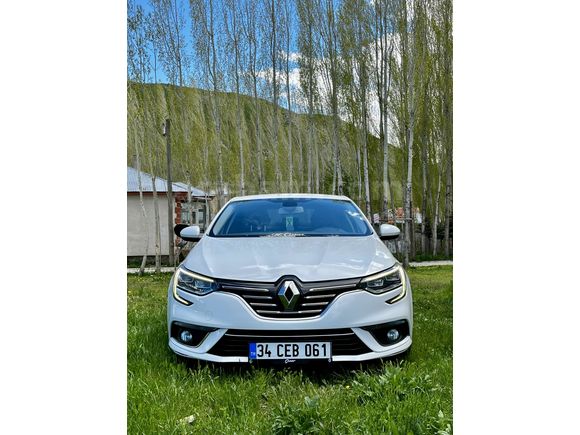 Sahibinden Renault Megane 1.5 dCi Icon 2019 Model  151.000 km Beyaz