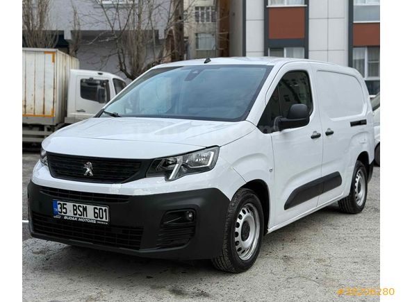 Sahibinden Peugeot Partner 1.5 BlueHDI Comfort 2023 Model 
