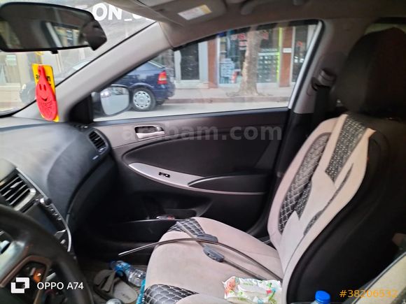 Sahibinden Hyundai Accent Blue 1.6 CRDI Mode Plus 2015 Model 
