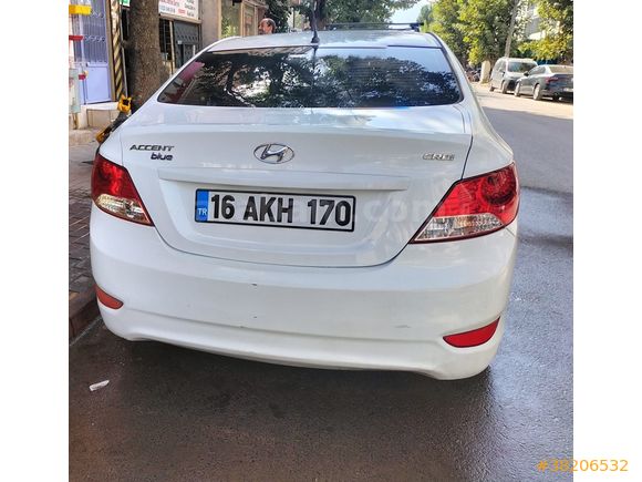 Sahibinden Hyundai Accent Blue 1.6 CRDI Mode Plus 2015 Model 
