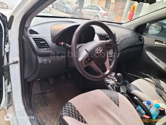 Sahibinden Hyundai Accent Blue 1.6 CRDI Mode Plus 2015 Model 