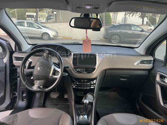 Sahibinden Peugeot 2008 1.6 e-HDi Allure 2015 Model  150.000 km Gri