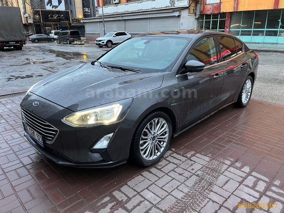 Sahibinden Ford Focus 1.5 TDCi Titanium 2020 Model  113.000 km Füme