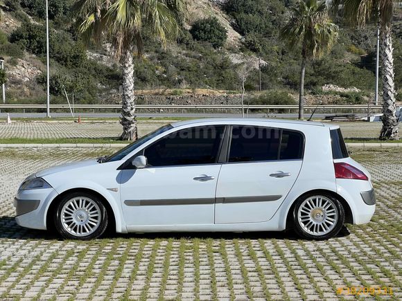 Sahibinden Renault Megane 1.5 dCi Dynamique 2004 Model 