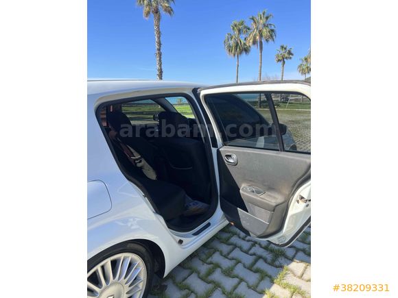 Sahibinden Renault Megane 1.5 dCi Dynamique 2004 Model 