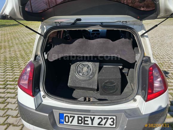 Sahibinden Renault Megane 1.5 dCi Dynamique 2004 Model 