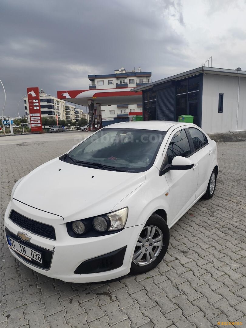 Sahibinden Chevrolet Aveo 1.4 LT 2012 Model Mersin 152.000 km Beyaz 3