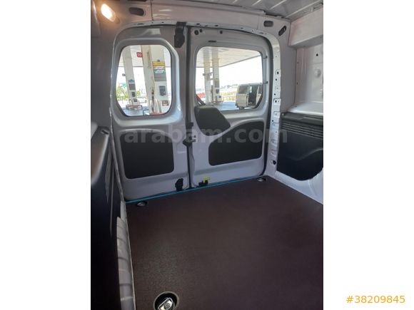 Sahibinden Opel Combo 1.5 CDTI Ultimate XL 2025 Model