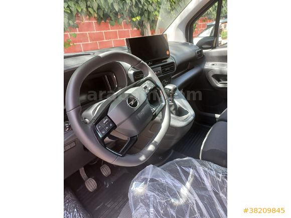 Sahibinden Opel Combo 1.5 CDTI Ultimate XL 2025 Model