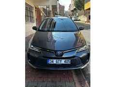 Sahibinden Toyota Corolla 1.8 Hybrid Dream 2023 Model 