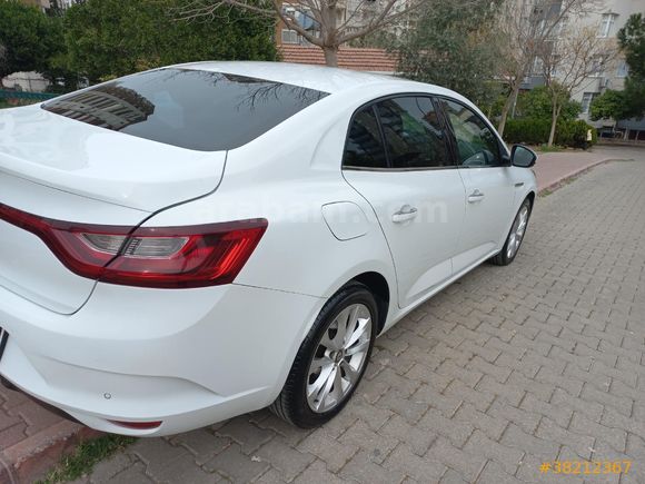 Sahibinden Renault Megane 1.3 TCe Icon 2020 Model