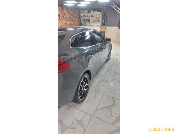 Sahibinden Volvo V40 1.6 D 2014 Model