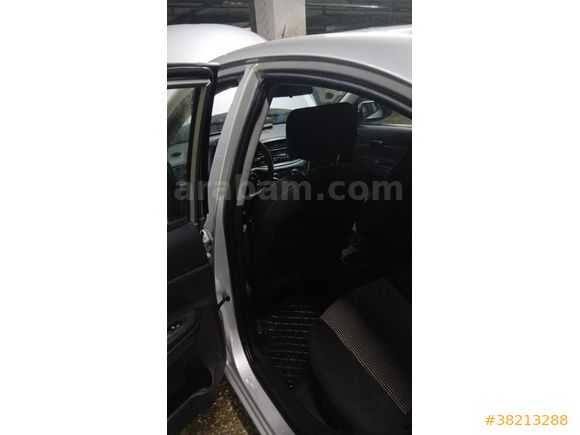 Sahibinden Hyundai Accent Era 1.4 Team 2010 Model