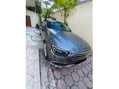 HATASIZ BOYASIZ OCAK 23 ÇIKIŞLI E200d 30500KM