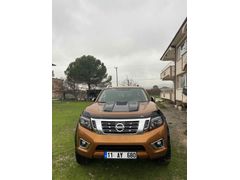Nissan navara platinium 4x4