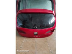 SEAT LEON BAGAJ KAPUTU