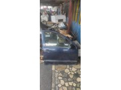 SKODA FABİA SAĞ ÖN KAPI
