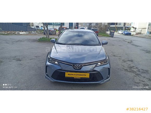 2023 MODEL COROLLA 1.5 DREAM 45.000 KM OTOMATİK