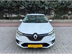 YETİŞLER DEN 2023 HATASIZ 1.3 TCE ICON MEGANE
